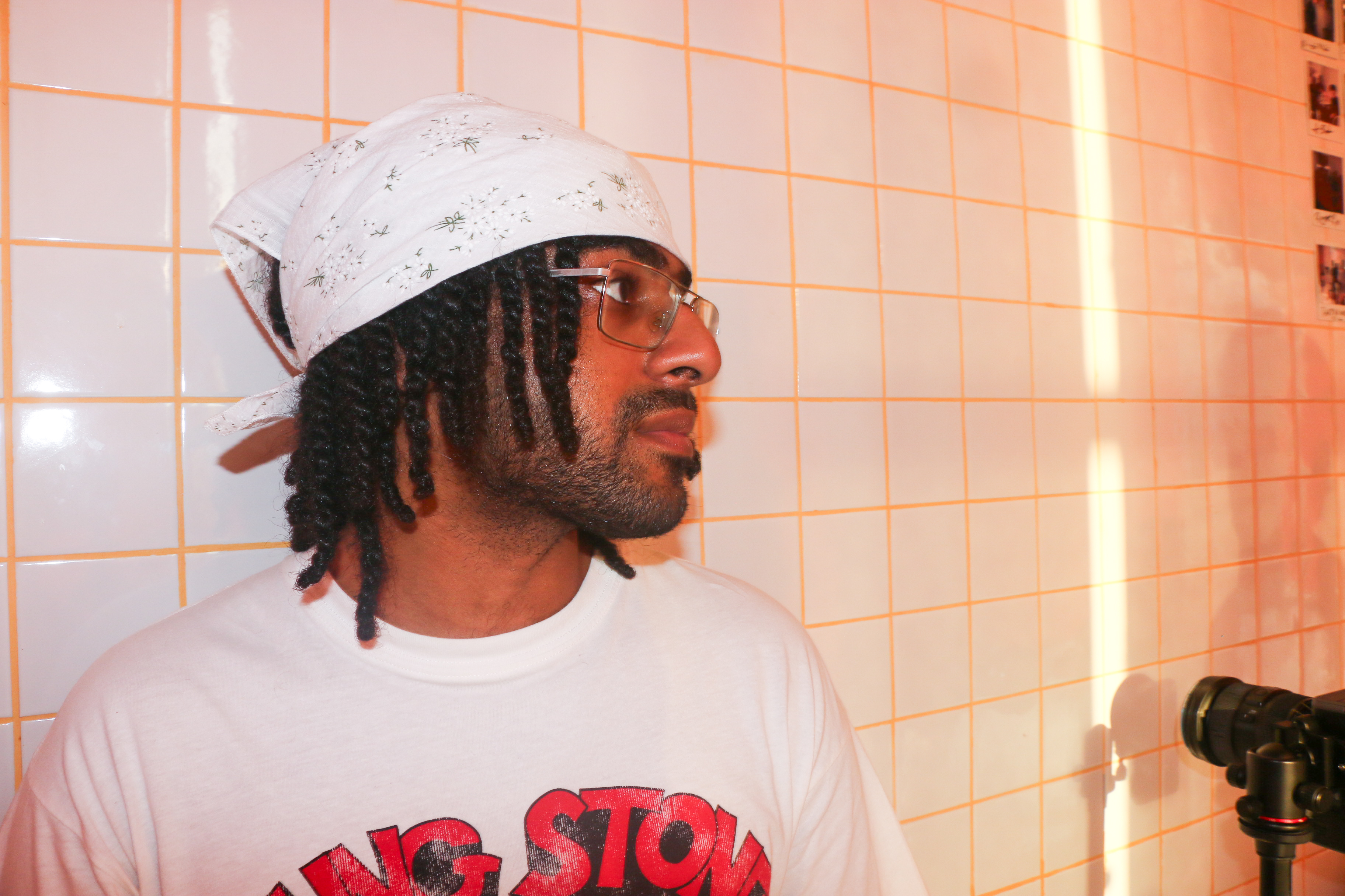 B60 Burgers retro diner vibe